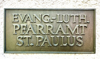 Pfarrhaus Schild
